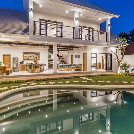 סמיניאק Villa Jamu מראה חיצוני תמונה